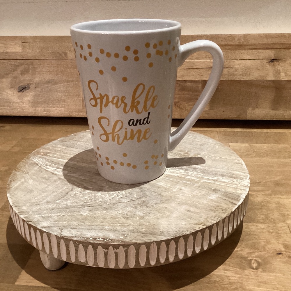 “Sparkle & Shine” by Dan Dee Intern.  Ltd. White w/Gold 20 oz Beverage Mug Cup